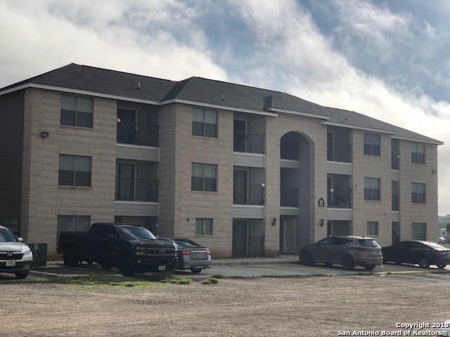 Details for 112 Lone Oak  D201, Floresville, TX 78114