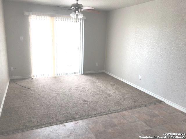 Image 5 of 13 For 112 Lone Oak  D201