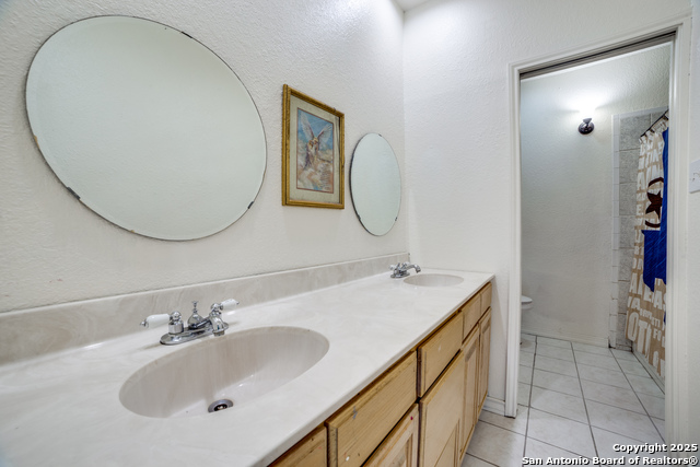 Image 23 of 41 For 3343 Dove Park Ln