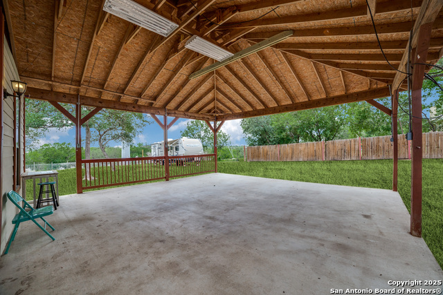 Image 29 of 41 For 3343 Dove Park Ln