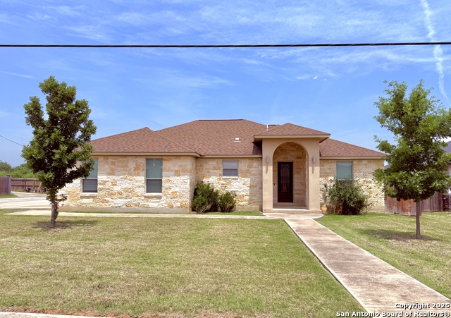 Details for 712 Crestview, Floresville, TX 78114