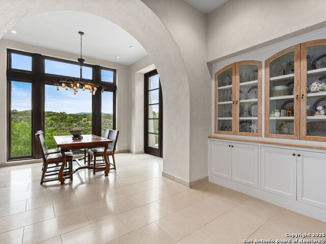 Listing photo id 20 for 2835 Palomino Springs