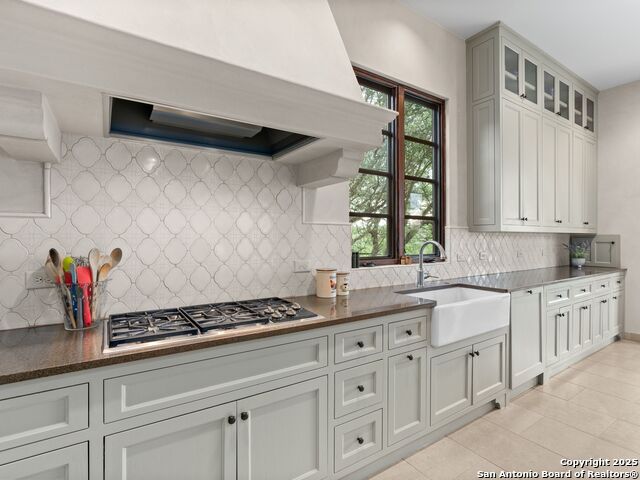 Listing photo id 23 for 2835 Palomino Springs