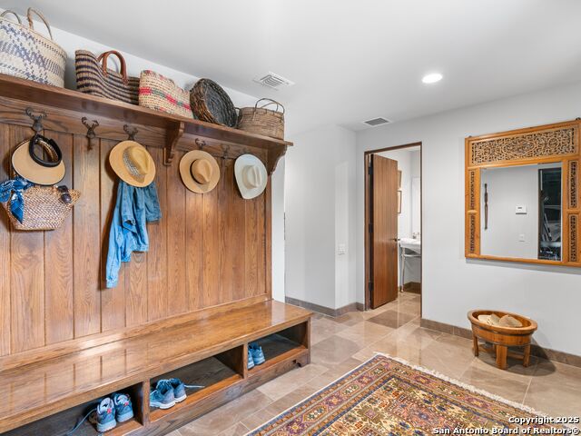 Listing photo id 36 for 2835 Palomino Springs