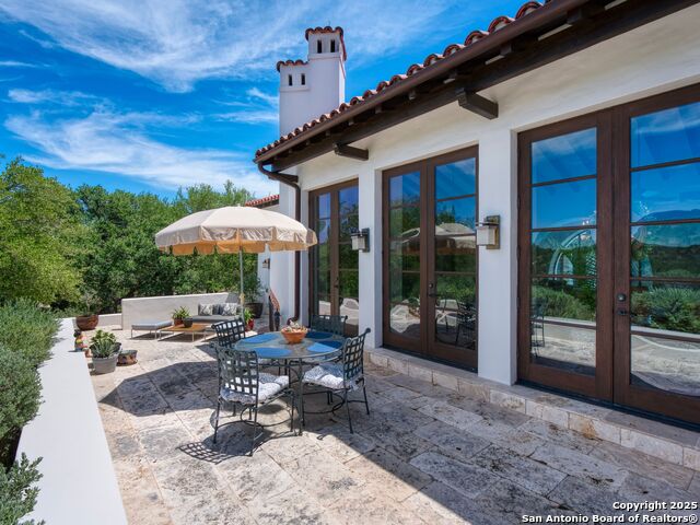 Listing photo id 40 for 2835 Palomino Springs