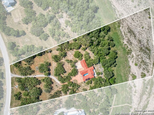 Listing photo id 44 for 2835 Palomino Springs