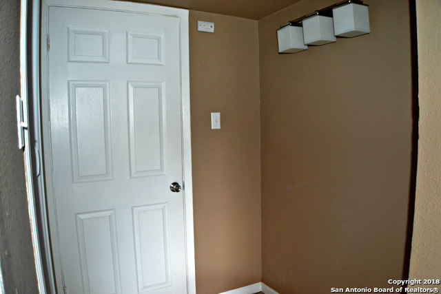Image 7 of 12 For 6611 Southpoint Dr  110 C