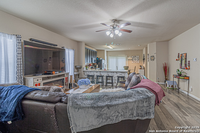 Image 3 of 29 For 12239 Hamlin Crk