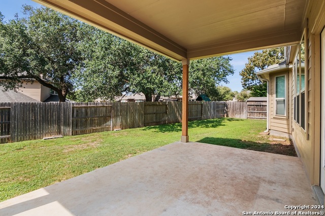 Image 17 of 21 For 109 Windsor Dr