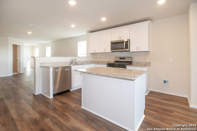 Image 11 of 19 For 4044 Lily Glade Ln.