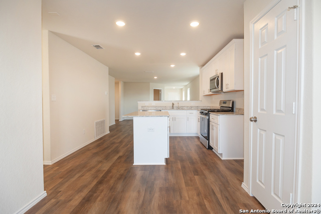 Image 12 of 19 For 4044 Lily Glade Ln.