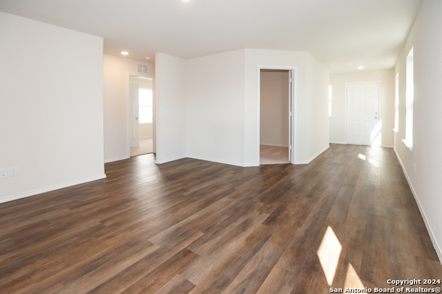 Image 15 of 19 For 4044 Lily Glade Ln.