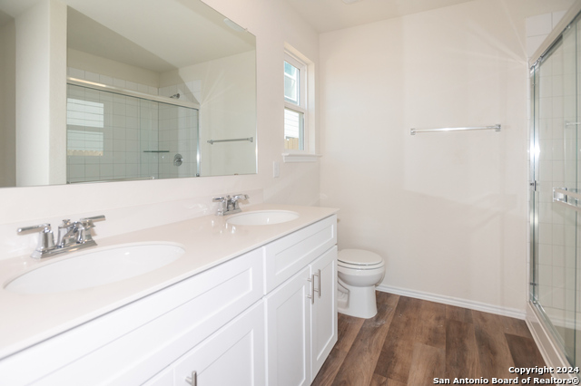 Image 16 of 19 For 4044 Lily Glade Ln.