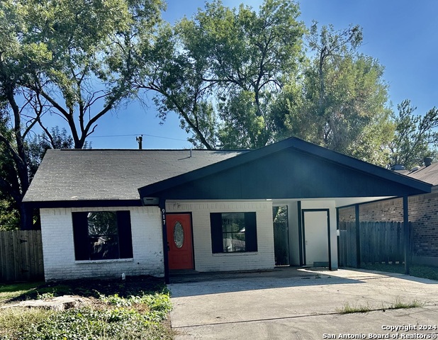 Details for 917 Sundance St, New Braunfels, TX 78130