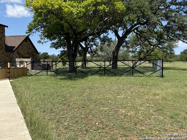 Image 40 of 42 For 103 Rio Grande