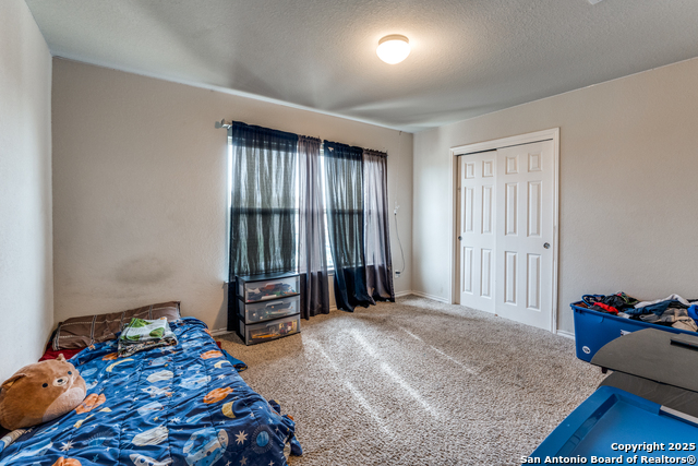 Listing photo id 11 for 4622 Acclaim