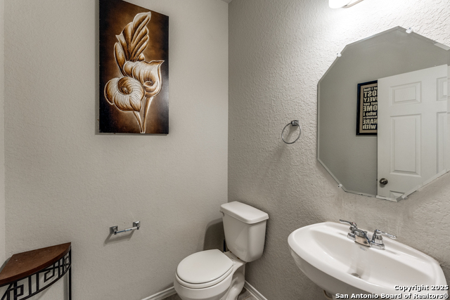 Listing photo id 4 for 4622 Acclaim