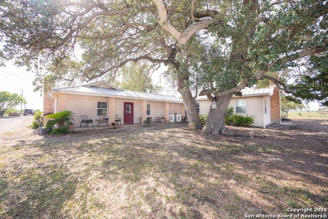 Details for 1849 County Road 340, Knippa, TX 78870