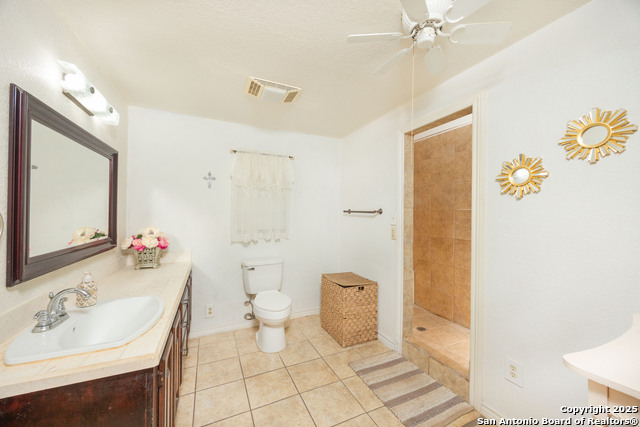 Listing photo id 9 for 1849 County Road 340
