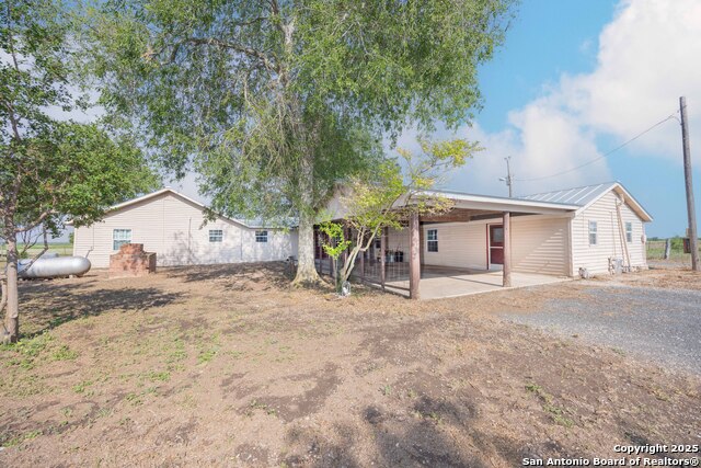 Listing photo id 25 for 1849 County Road 340