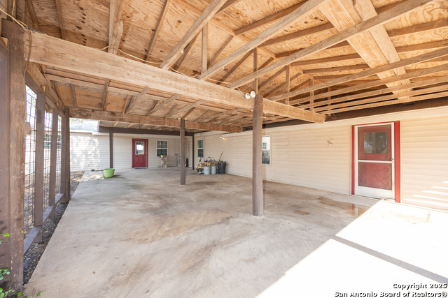 Listing photo id 26 for 1849 County Road 340