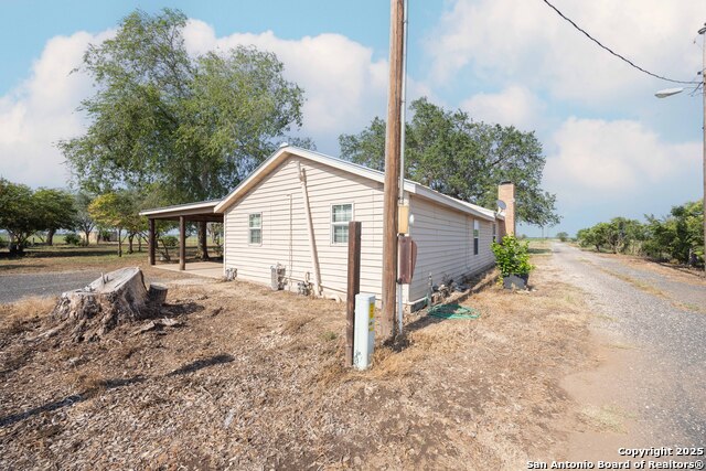 Listing photo id 27 for 1849 County Road 340