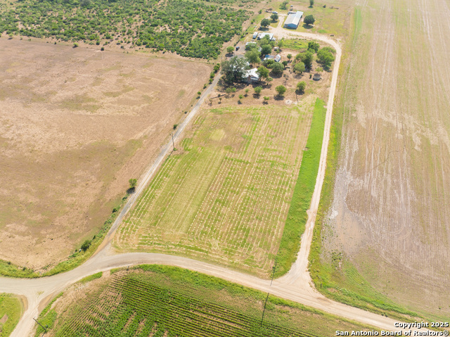 Listing photo id 31 for 1849 County Road 340
