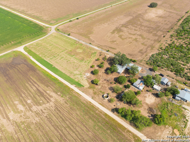 Listing photo id 34 for 1849 County Road 340
