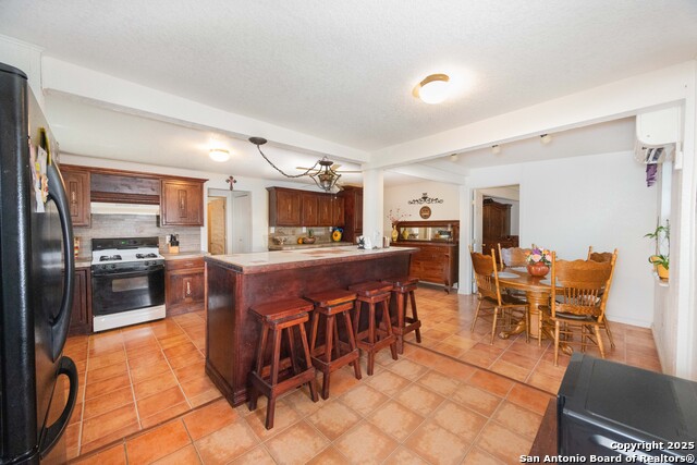 Listing photo id 2 for 1849 County Road 340