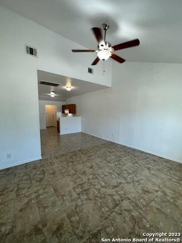 Image 3 of 17 For 118 Drury Ln