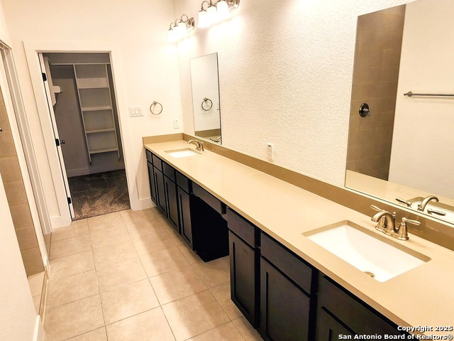 Listing photo id 19 for 1430 Hays