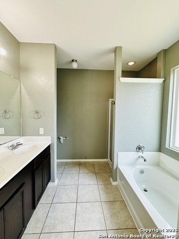 Listing photo id 16 for 4602 Todds Farm