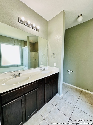Listing photo id 17 for 4602 Todds Farm