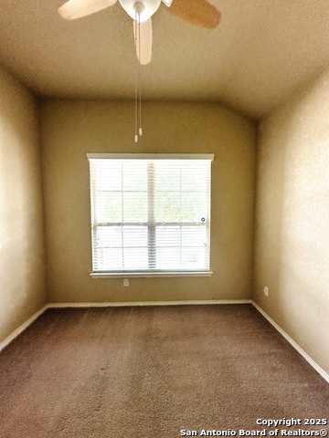 Listing photo id 2 for 4602 Todds Farm
