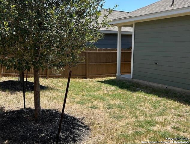 Listing photo id 21 for 7879 Abbey