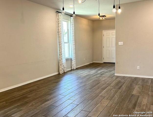 Listing photo id 5 for 7879 Abbey