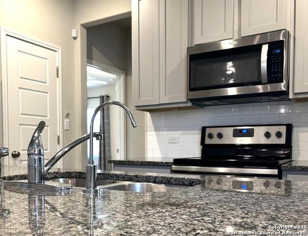 Image 15 of 23 For 7879 Abbey Pl