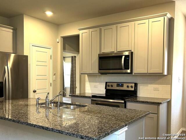 Image 9 of 23 For 7879 Abbey Pl