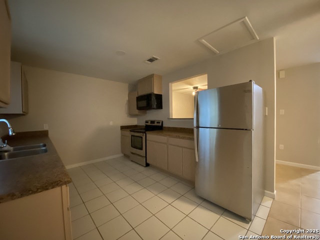 Image 2 of 6 For 203 Greenlawn