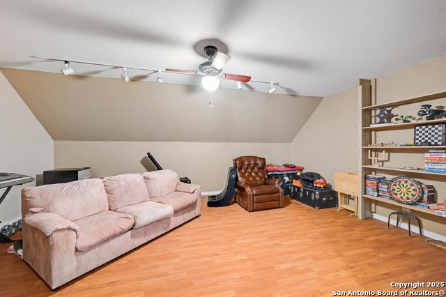 Listing photo id 20 for 108 Headwaters Ranch Rd