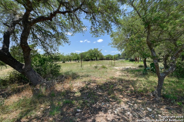 Listing photo id 4 for 108 Headwaters Ranch Rd