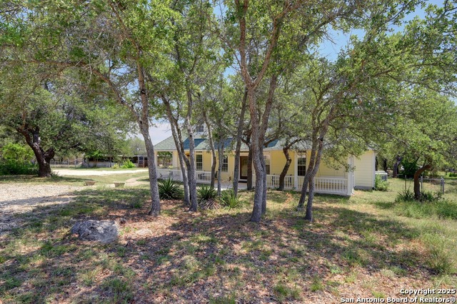 Listing photo id 5 for 108 Headwaters Ranch Rd