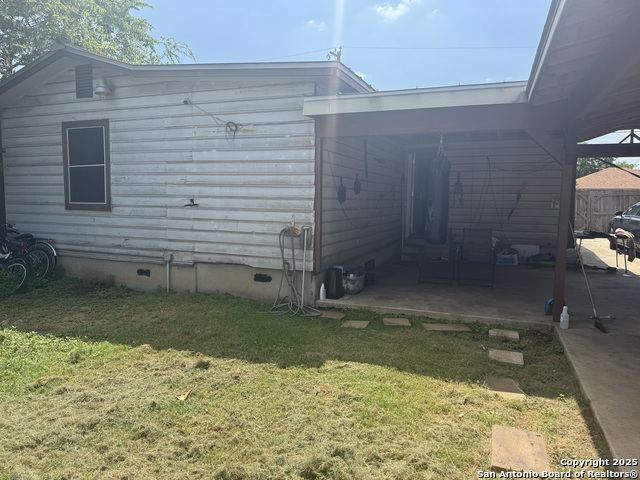 Listing photo id 4 for 2406 Dahlgreen