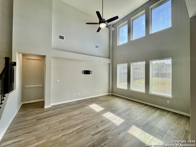 Image 20 of 50 For 10624 Yellowtail Blvd