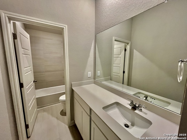 Image 36 of 50 For 10624 Yellowtail Blvd
