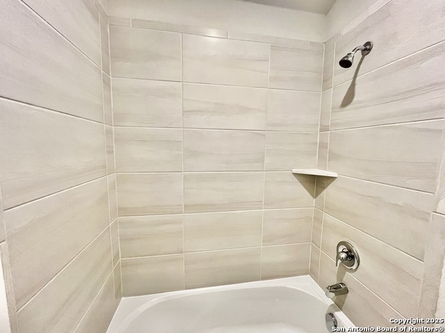 Image 37 of 50 For 10624 Yellowtail Blvd