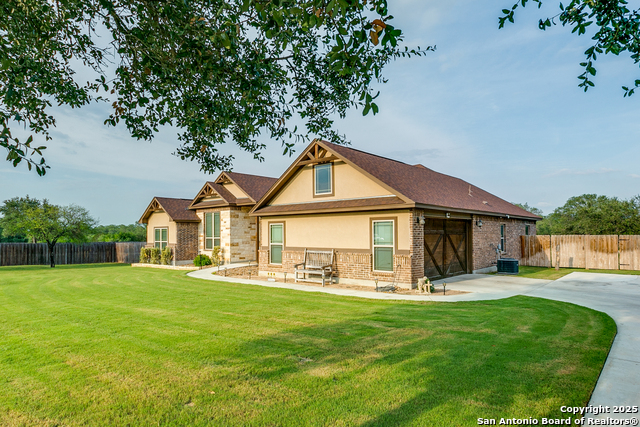 Details for 688 Double Gate Rd, Castroville, TX 78009