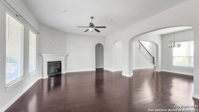 Listing photo id 12 for 212 Big Bend