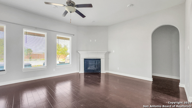 Listing photo id 14 for 212 Big Bend