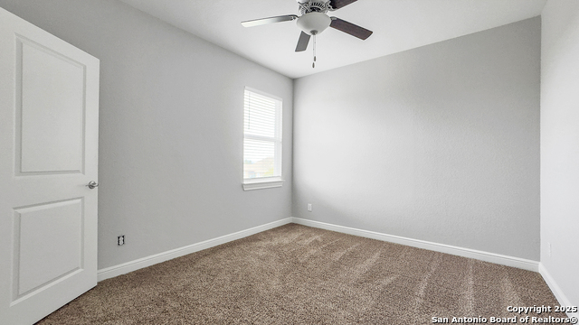Listing photo id 26 for 212 Big Bend